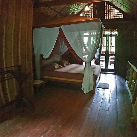 Happy Ria Homestay & Guesthouse บูกิตลาวัง ภายนอก รูปภาพ