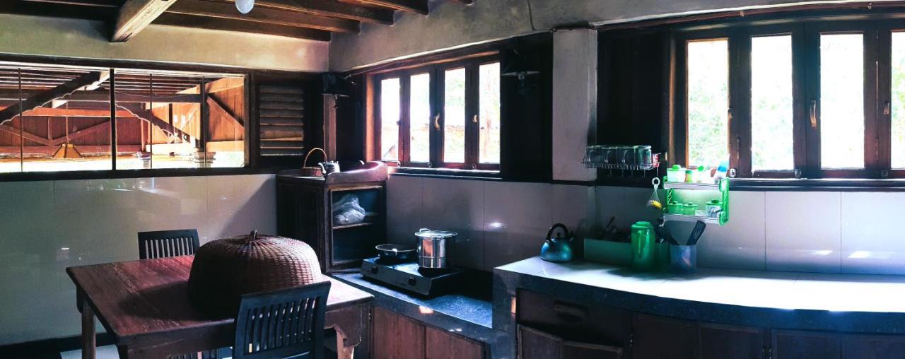Happy Ria Homestay & Guesthouse บูกิตลาวัง ภายนอก รูปภาพ